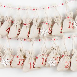 Sametové sáčky 6 x 8 cm - stříbrné Vánoční taška