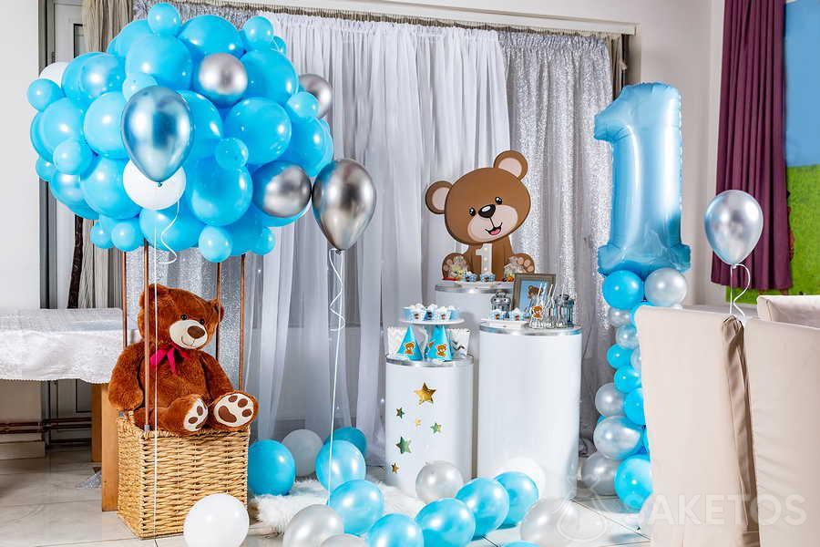 Modré dekorace pro chlapcovy narozeniny
