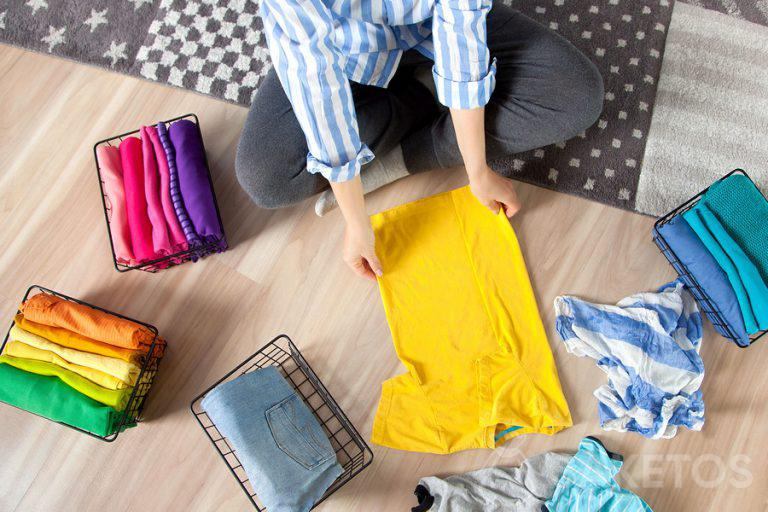 Třídění oděvů - domácí úklid