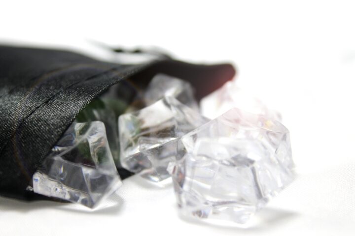 Saténové sáčky 8 x 10 cm - černé Černé sáčky