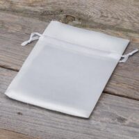 Saténové sáčky 10 x 13 cm - bíle Bílé sáčky
