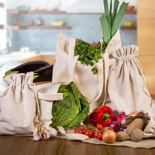 opakovaně použitelné nákupní tašky vám pomohou začít žít zero waste
