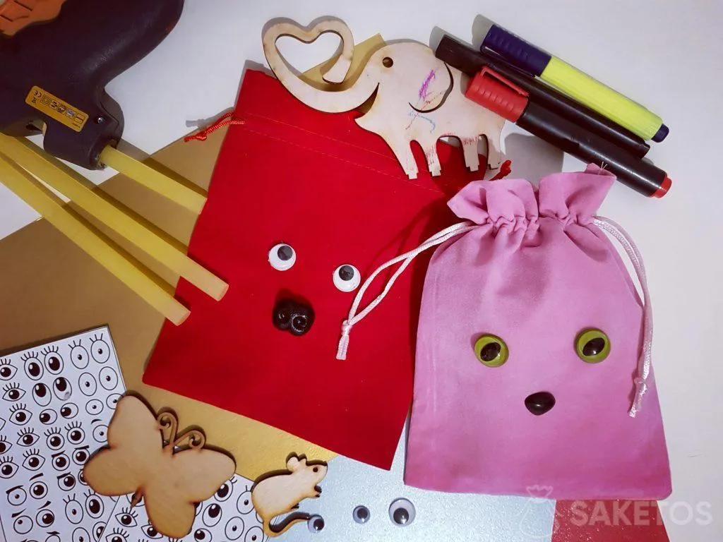 DIY dekorace velurové sáčky