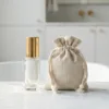 Lněné pytlíky jako obal na parfémy a drobné doplňky